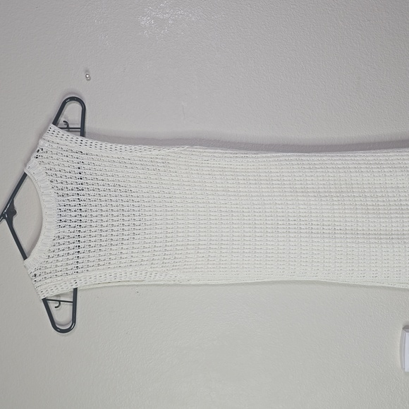 DH New York  Elegant White Knit Crochet Maxy Dress Size XS. - Picture 5 of 8